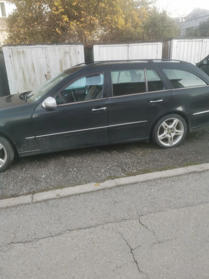 Mercedes-Benz E 320 3200-6 цилиндъра редови , снимка 2 - Автомобили и джипове - 52421854