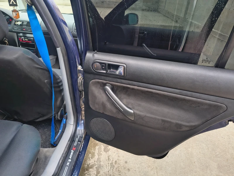 VW Golf 4, снимка 6 - Автомобили и джипове - 52457366