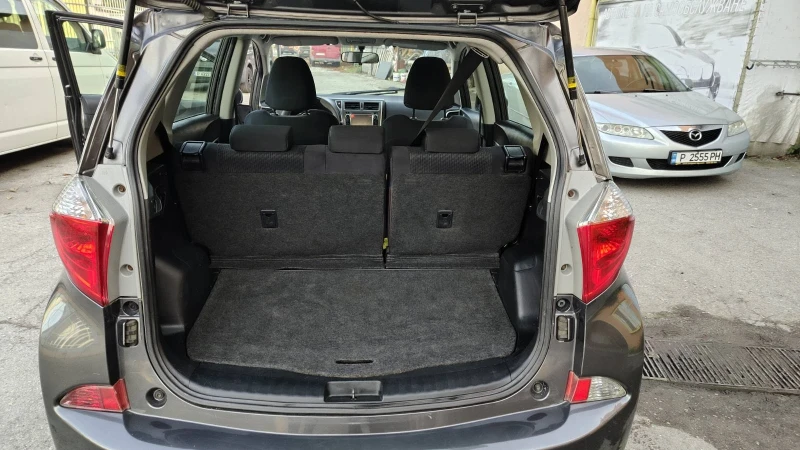 Toyota Verso S 1.3 , снимка 9 - Автомобили и джипове - 52472531