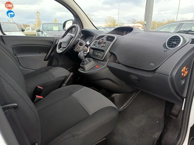 Renault Kangoo 1.5dci/95к.с., снимка 12 - Автомобили и джипове - 52481466