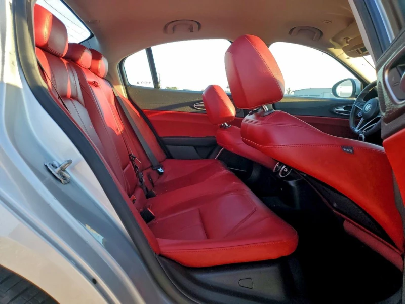 Alfa Romeo Giulia 280кс * Фиксирана цена* , снимка 10 - Автомобили и джипове - 52664034