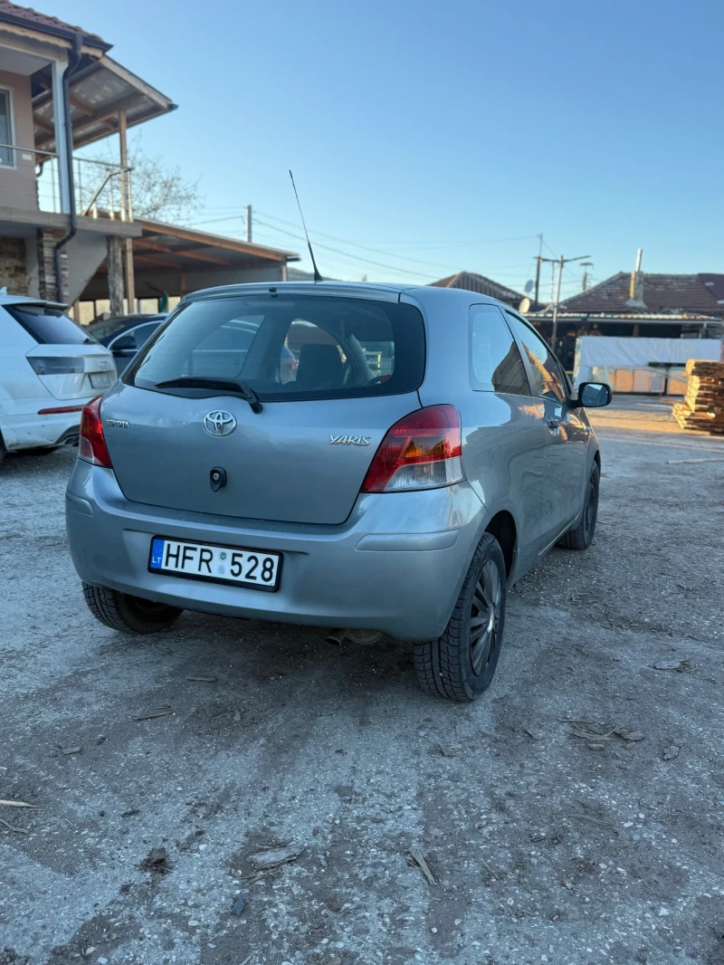 Toyota Yaris, снимка 5 - Автомобили и джипове - 52931306