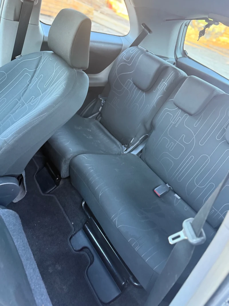 Toyota Yaris, снимка 8 - Автомобили и джипове - 52931306