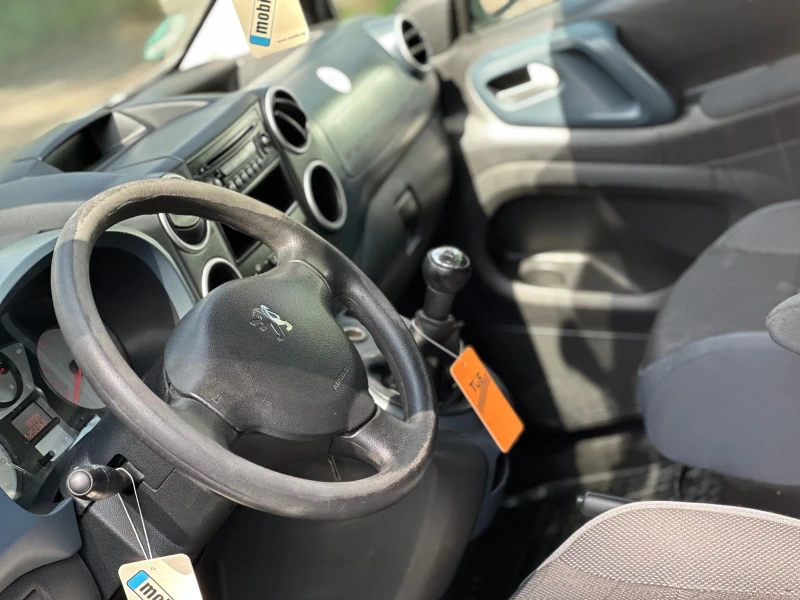 Peugeot Partner 1.6HDI, снимка 5 - Автомобили и джипове - 53030531