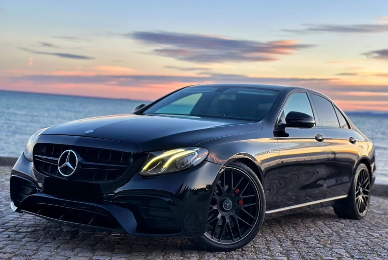 Mercedes-Benz E 220 d E63 ///AMG * * DIGITAL * * , снимка 2 - Автомобили и джипове - 53047334