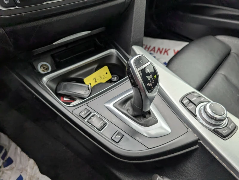 BMW 335 xDrive * АвтоКреди* (ЦЕНА ДО БГ), снимка 12 - Автомобили и джипове - 53215733