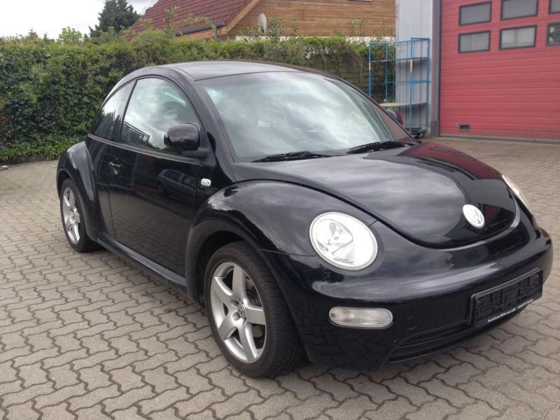 VW New beetle 2.0i 115 кс. 2бр, снимка 1 - Автомобили и джипове - 15068826