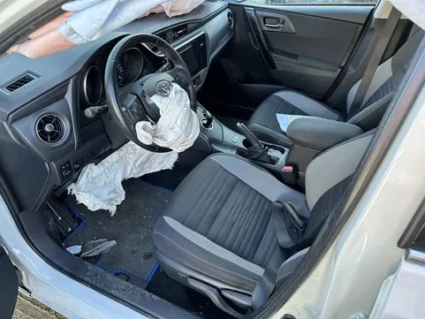 Toyota Auris 1.8 hybrid 136�� �� �����! | Mobile.bg � ����������� 6