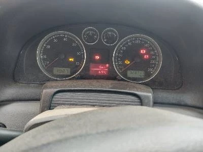 VW Passat, снимка 6 - Автомобили и джипове - 53123891