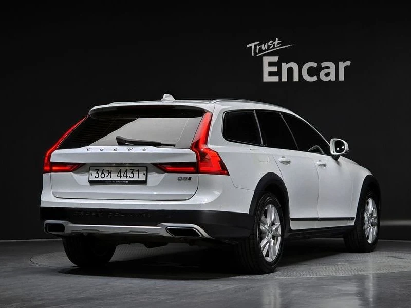 Volvo V90 D5 AWD| 235к.с.| ВКЛ.ТЕХНОТЕСТ, снимка 2 - Автомобили и джипове - 55401316