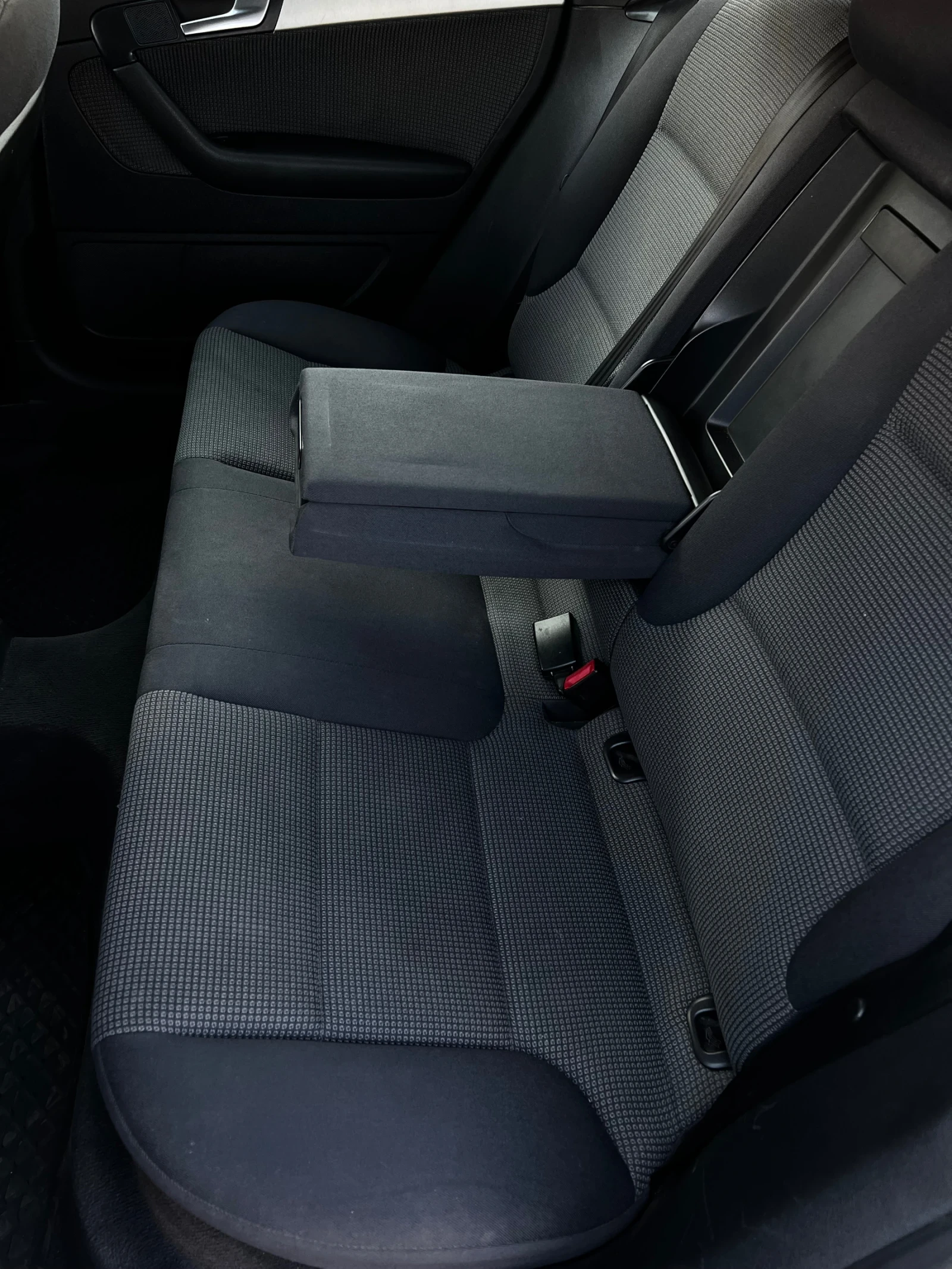Audi A3 1, 9  - изображение 7