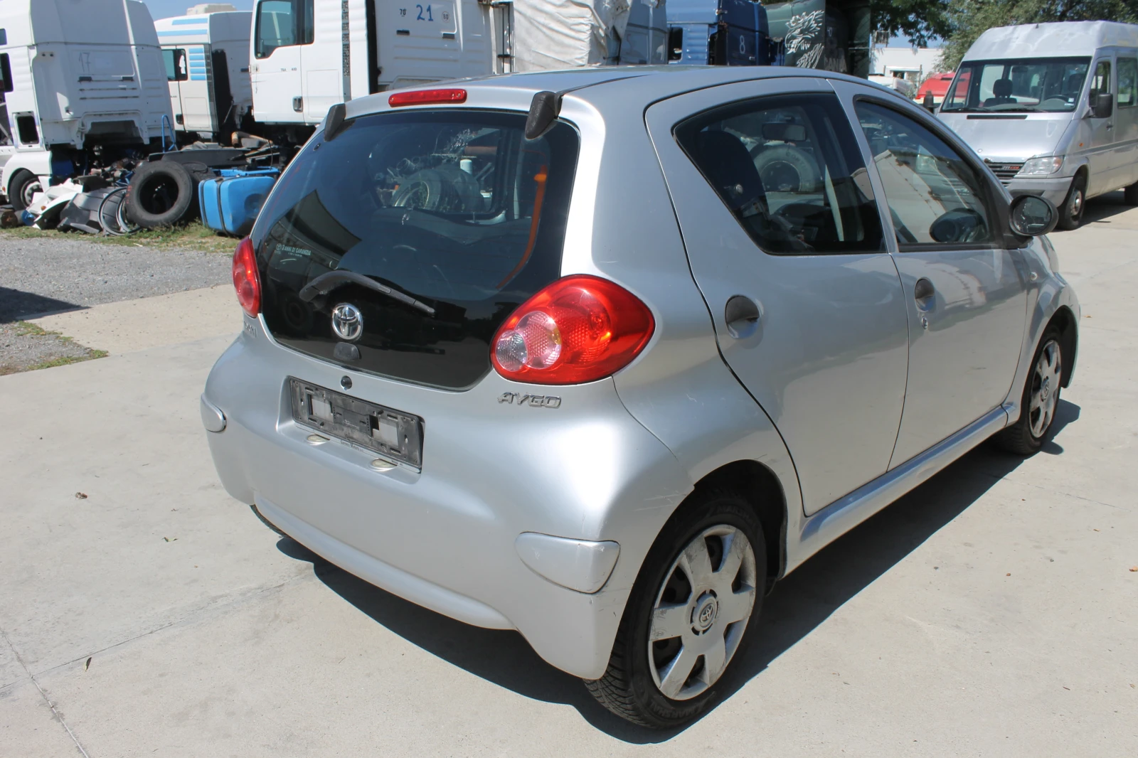 Toyota Aygo НА ЧАСТИ, ИТАЛИЯ, НОВ ВНОС - изображение 4