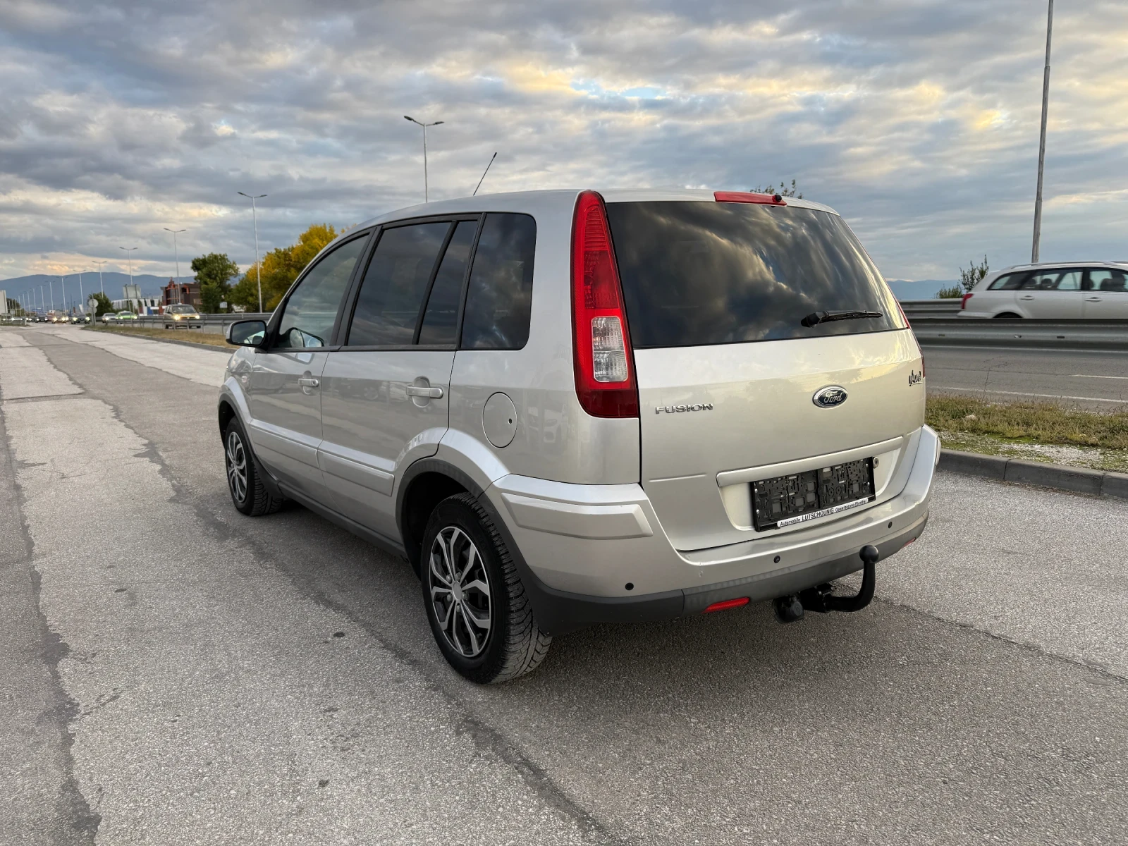 Ford Fusion 1.4i* AUTOMAT* CROSS* ТЕГЛИЧ* КЛИМА* ПАРКТРОНИК* * - изображение 6