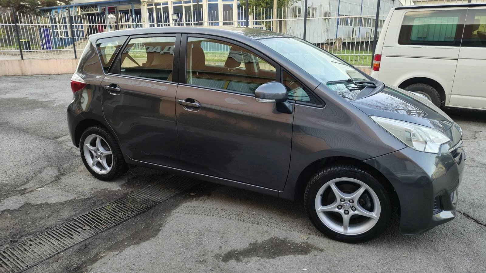 Toyota Verso S 1.3  | Mobile.bg   4