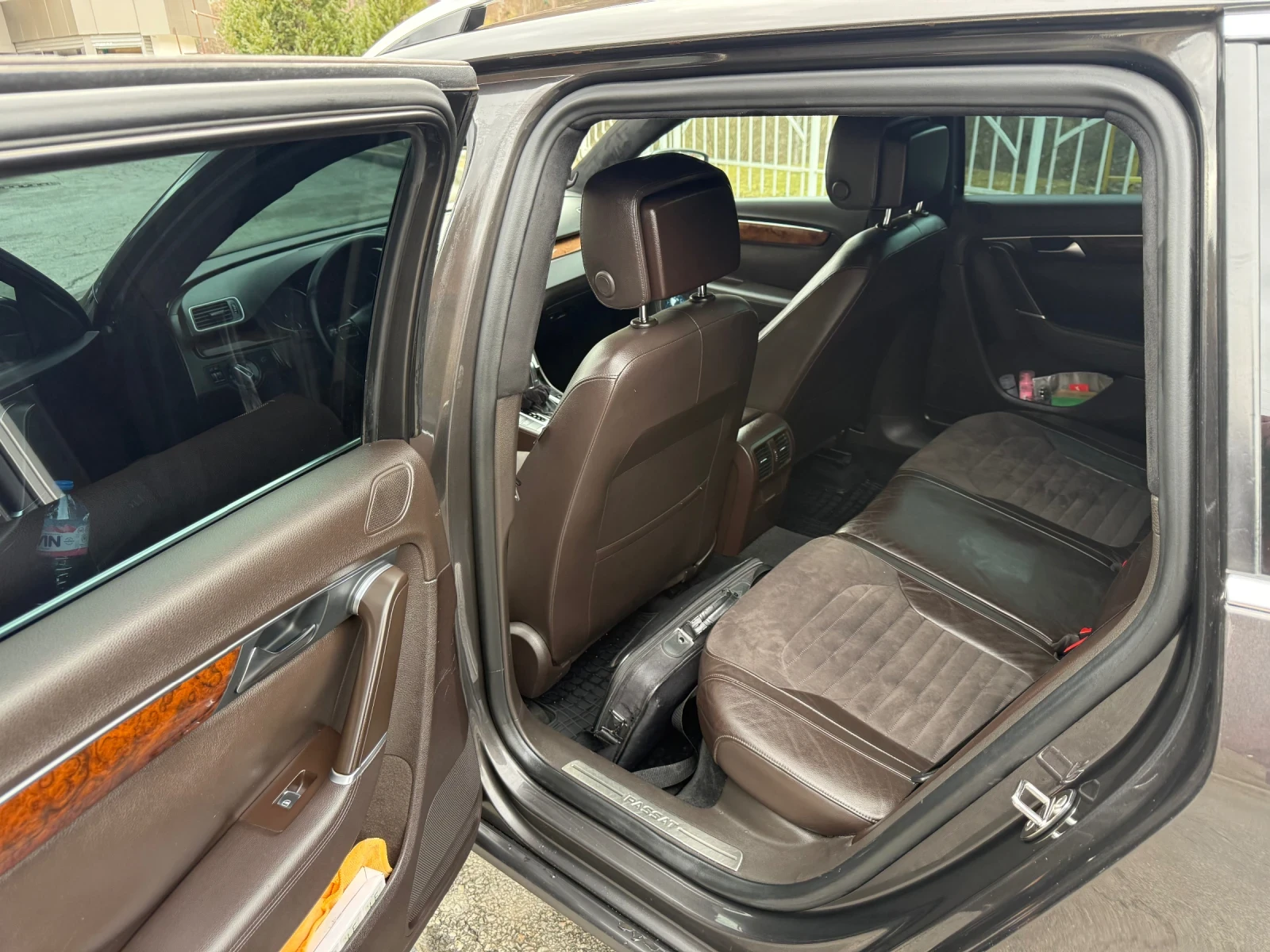 VW Passat 2.0TDI, 4MOTION - изображение 10