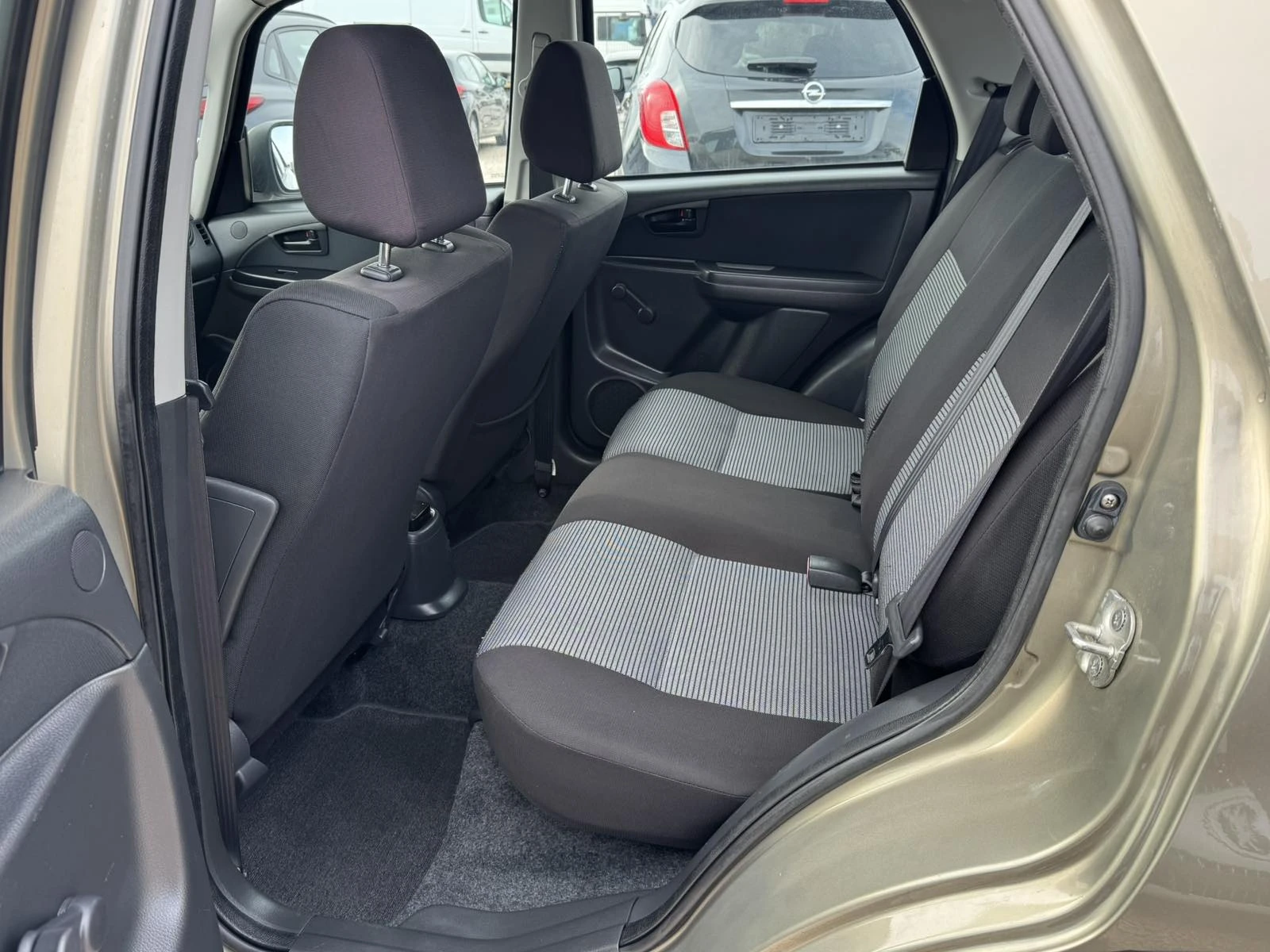Fiat Sedici 1.6I GAZ | Mobile.bg � ����������� 8