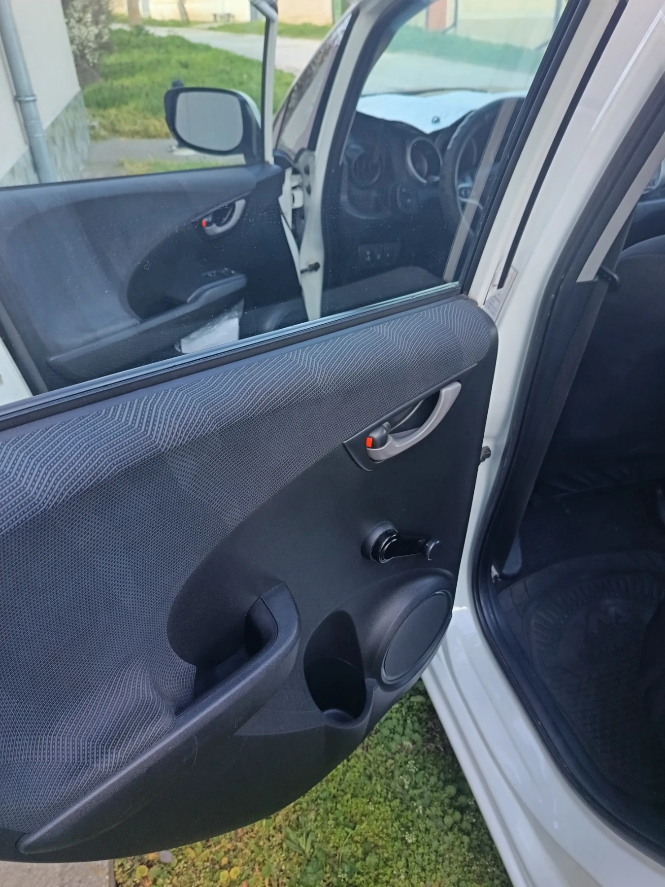 Honda Jazz, снимка 5 - Автомобили и джипове - 54125326