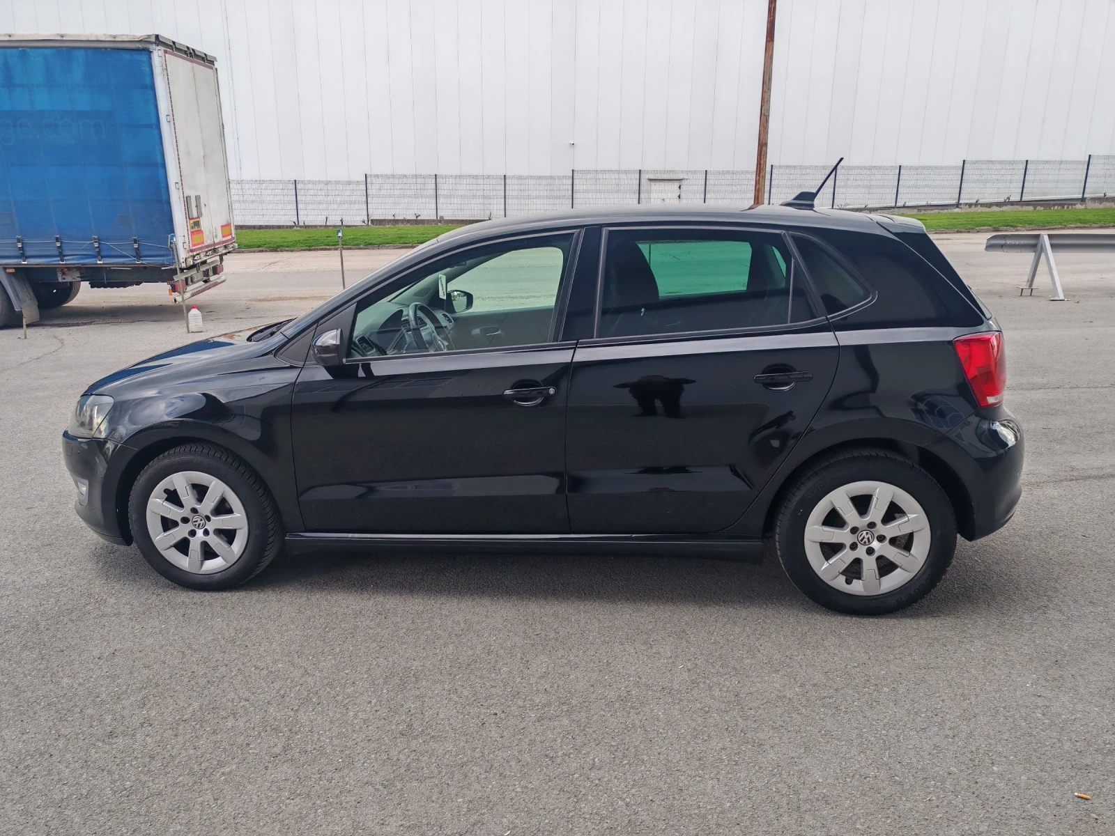 VW Polo 1.2TDI 75KS 2010G, снимка 7 - Автомобили и джипове - 54160413