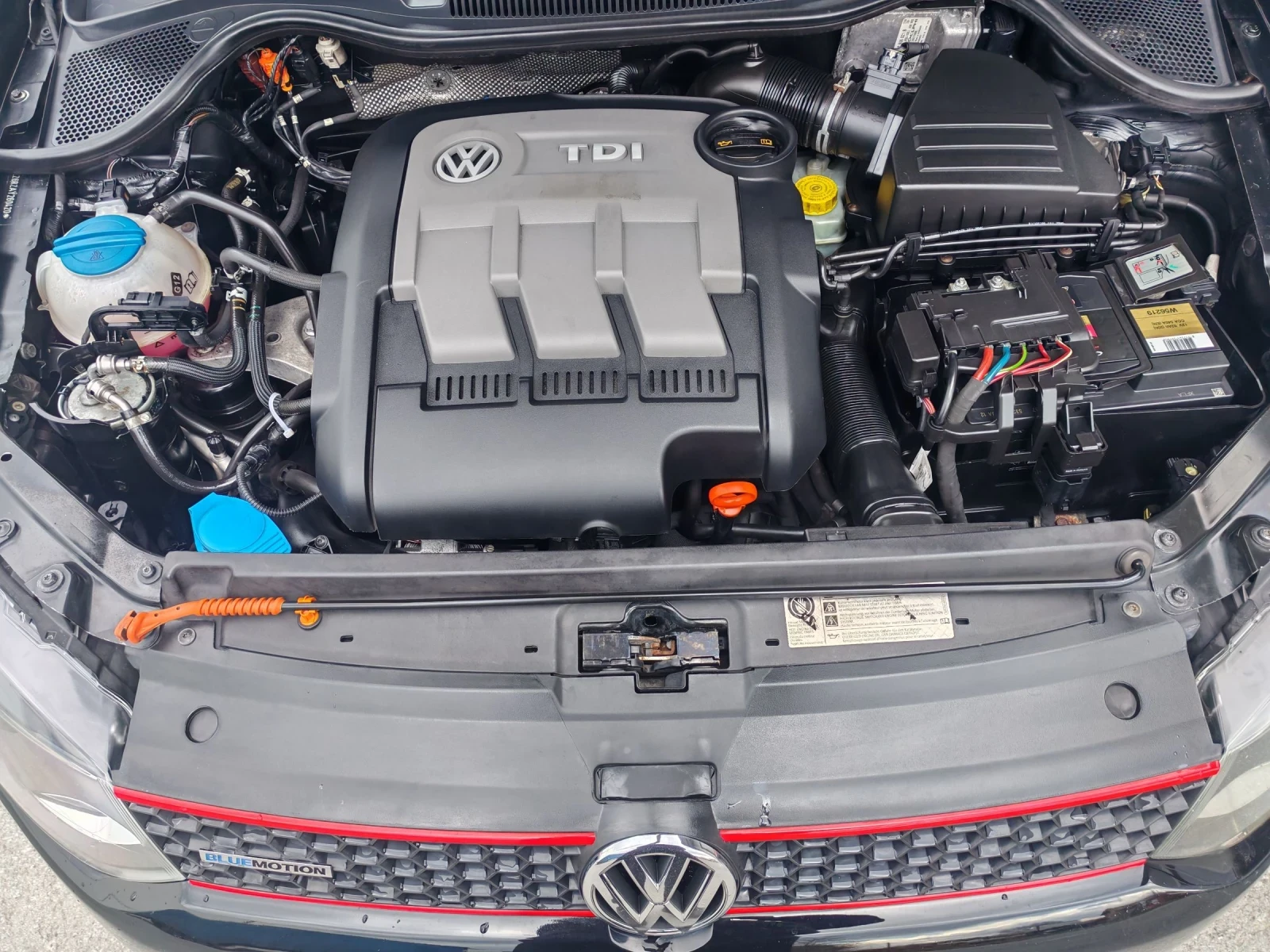 VW Polo 1.2TDI 75KS 2010G, снимка 14 - Автомобили и джипове - 54160413