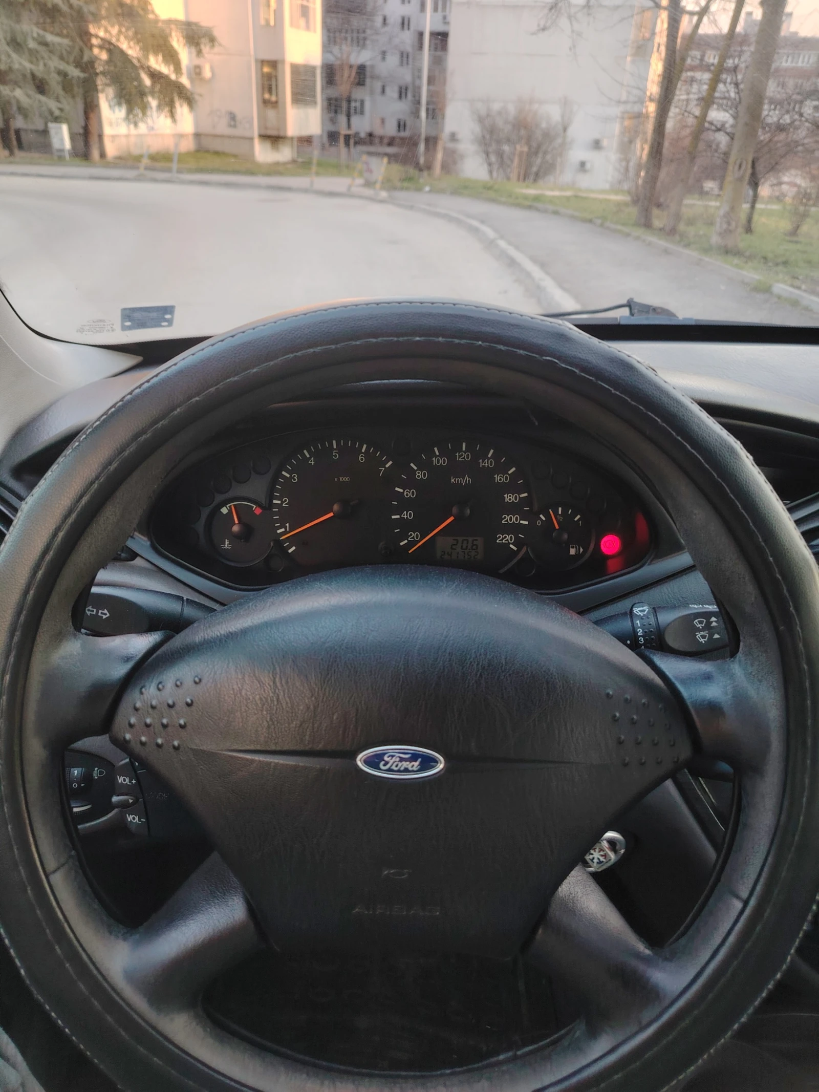 Ford Focus, снимка 6 - Автомобили и джипове - 54182572