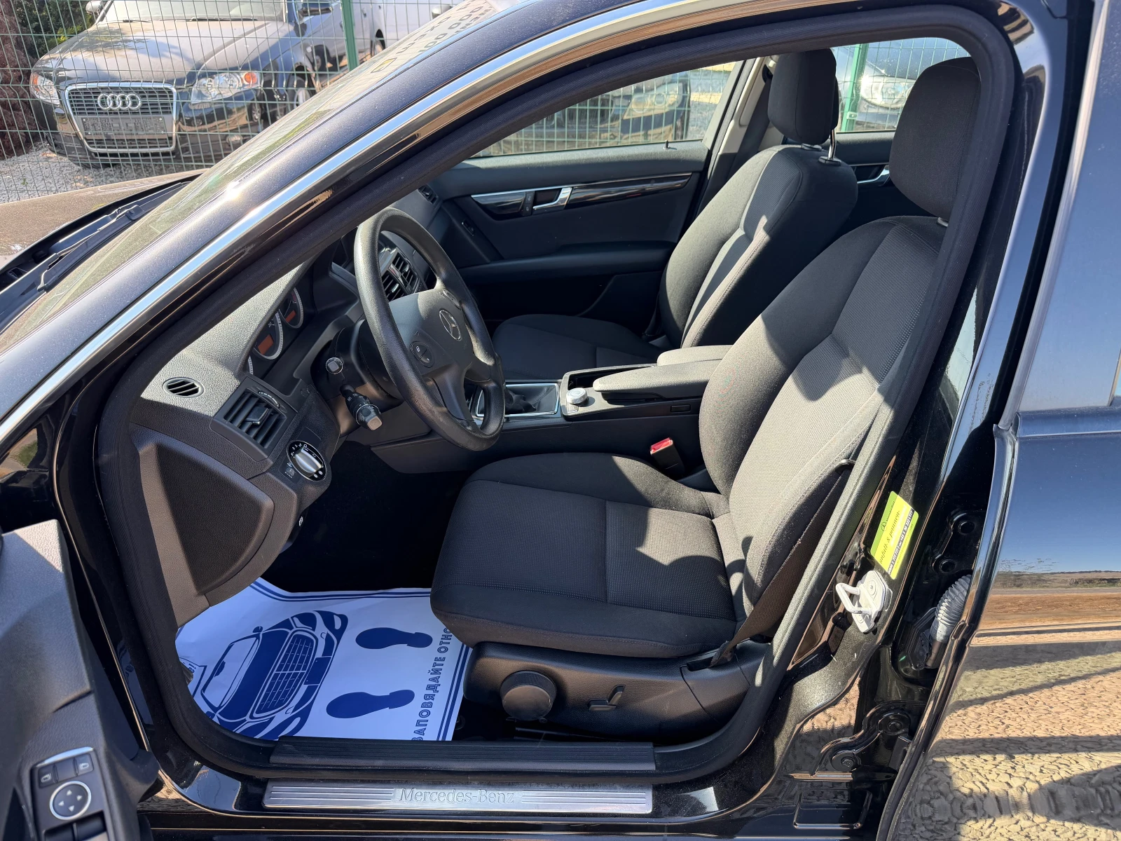 Mercedes-Benz C 220 220CDI подгрев , снимка 9 - Автомобили и джипове - 54324924