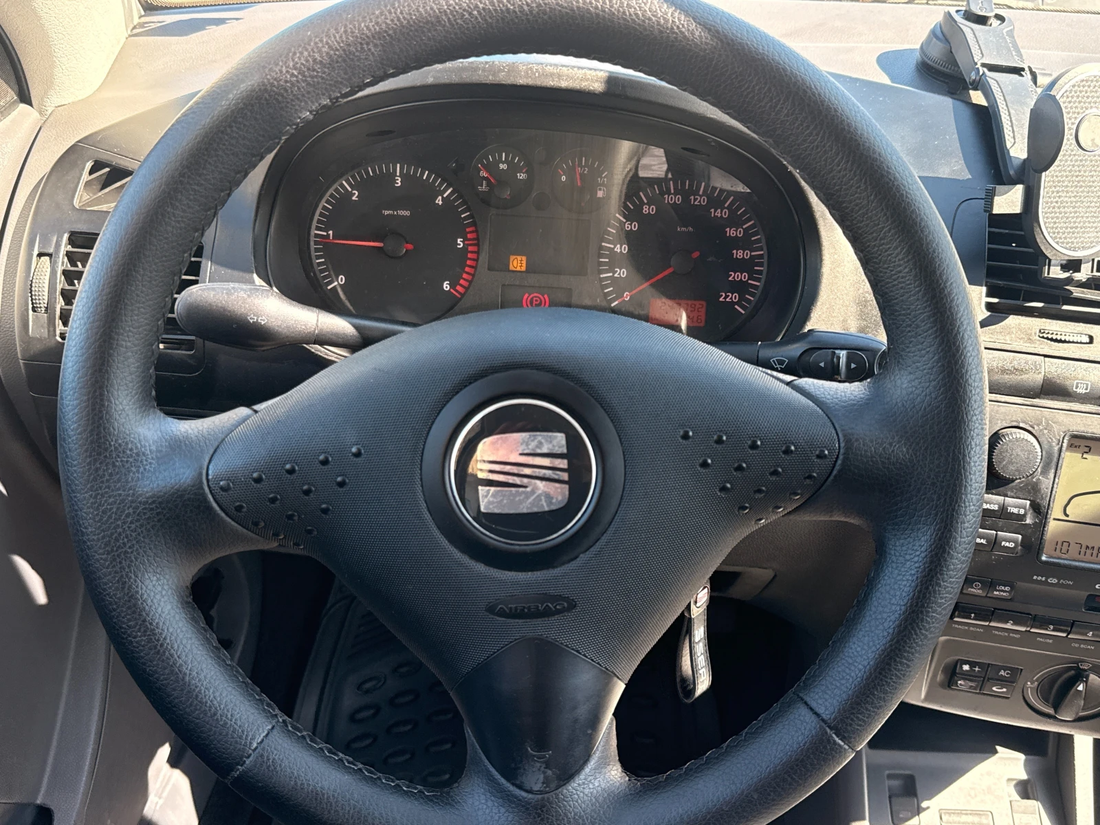 Seat Ibiza 1.9TDI, снимка 10 - Автомобили и джипове - 54568598