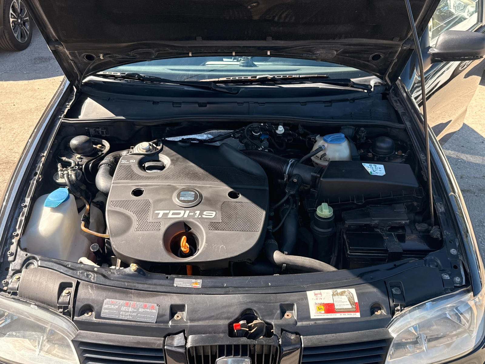 Seat Ibiza 1.9TDI, снимка 15 - Автомобили и джипове - 54568598