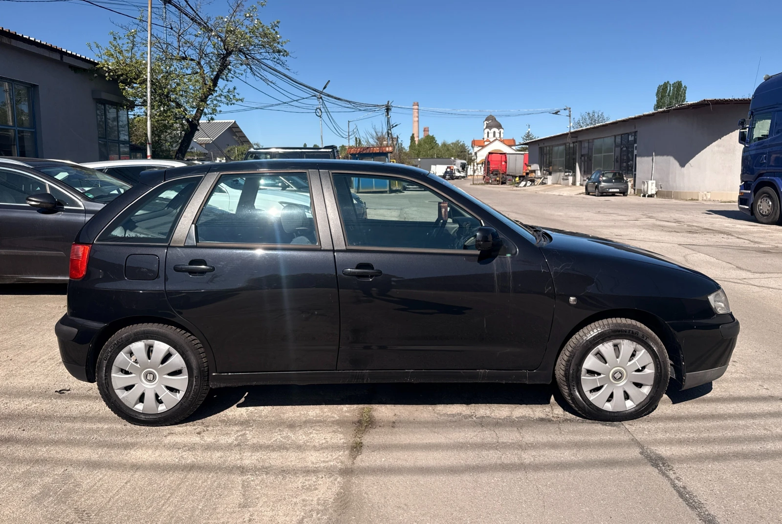 Seat Ibiza 1.9TDI, снимка 4 - Автомобили и джипове - 54568598