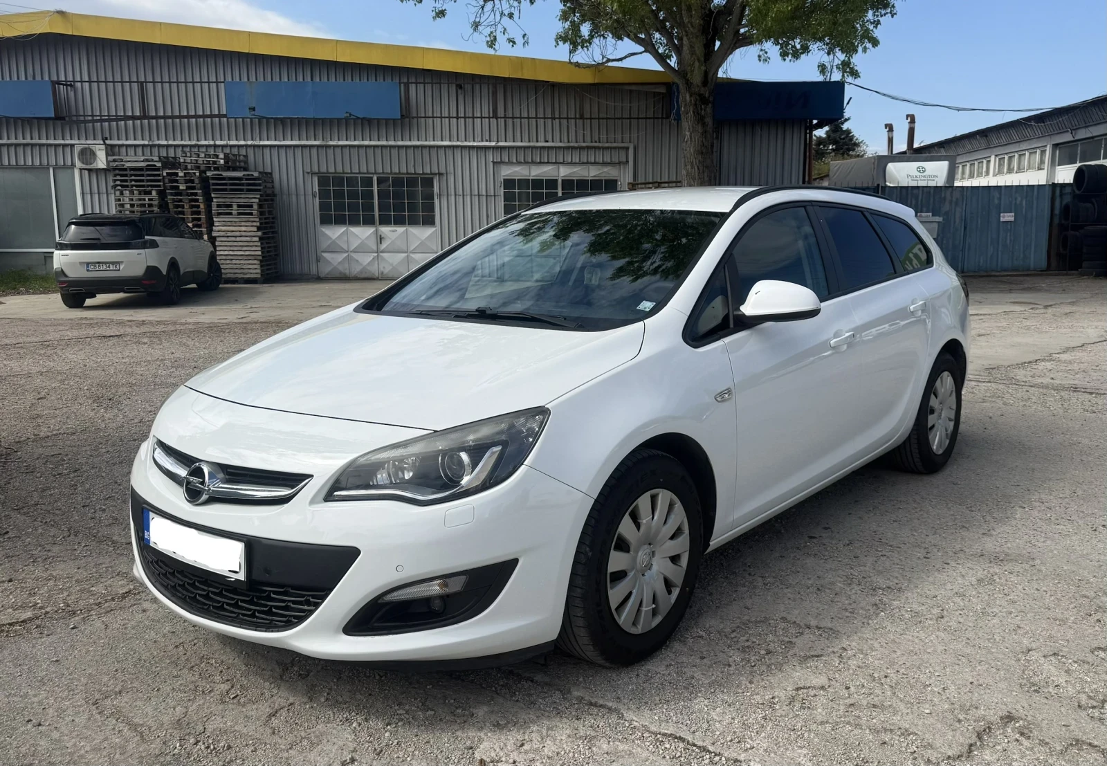 Opel Astra 1.6 CDTI FACE SPORT TOURER , снимка 2 - Автомобили и джипове - 54707396
