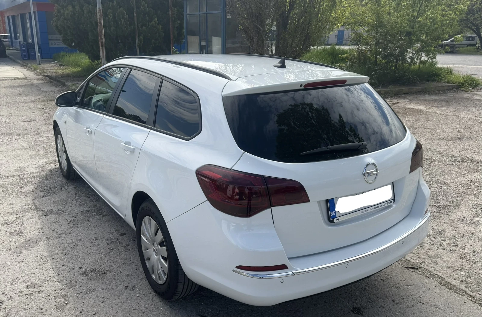 Opel Astra 1.6 CDTI FACE SPORT TOURER , снимка 6 - Автомобили и джипове - 54707396