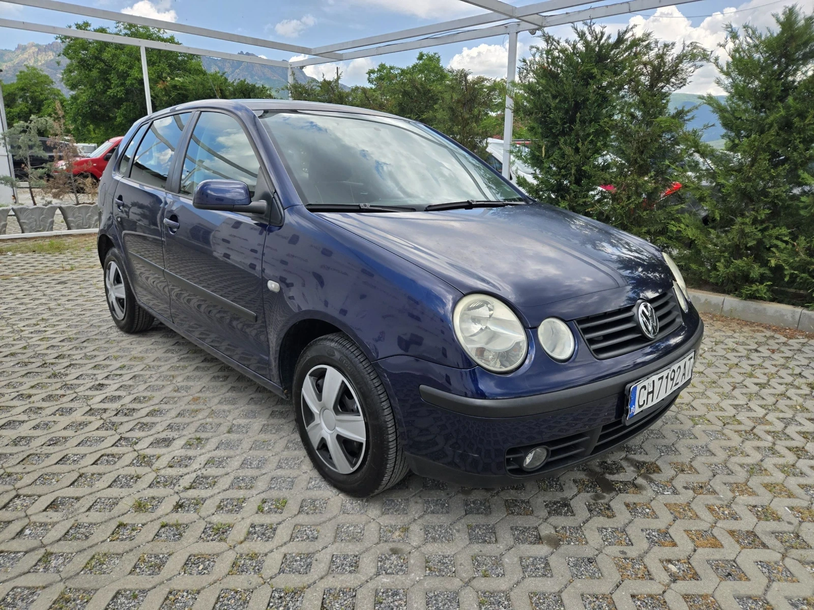 VW Polo 1.4i-75кс= КЛИМАТИК= 5ВРАТИ, снимка 2 - Автомобили и джипове - 54714811