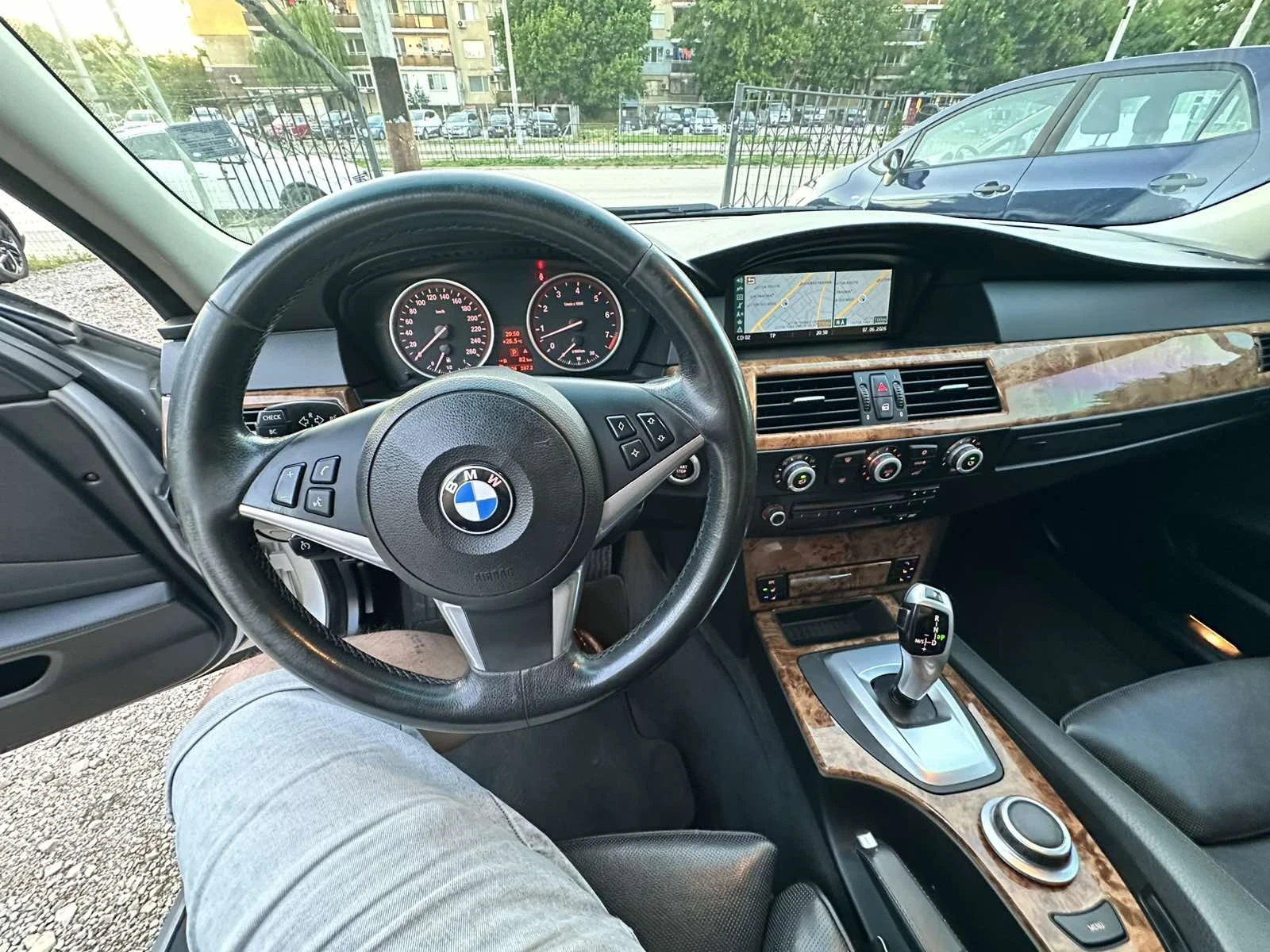 BMW 530 xDrive/facelift/, снимка 10 - Автомобили и джипове - 54813187