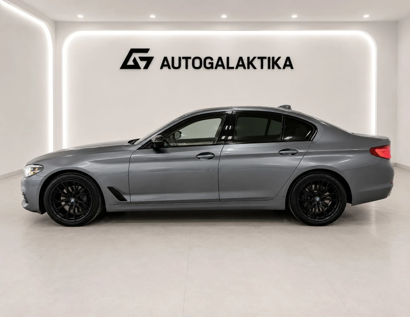 BMW 540 Sport Line 3.0 B58 340 к.с. 2019г., снимка 6 - Автомобили и джипове - 54975673