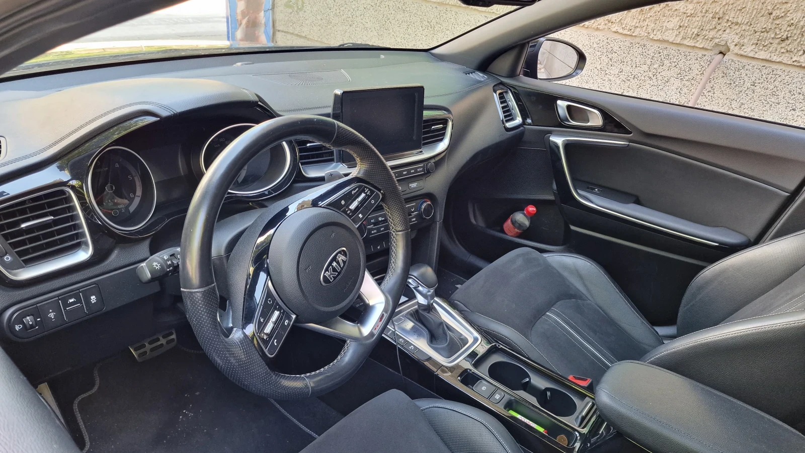 Kia Ceed GT LAIN, снимка 10 - Автомобили и джипове - 55413431