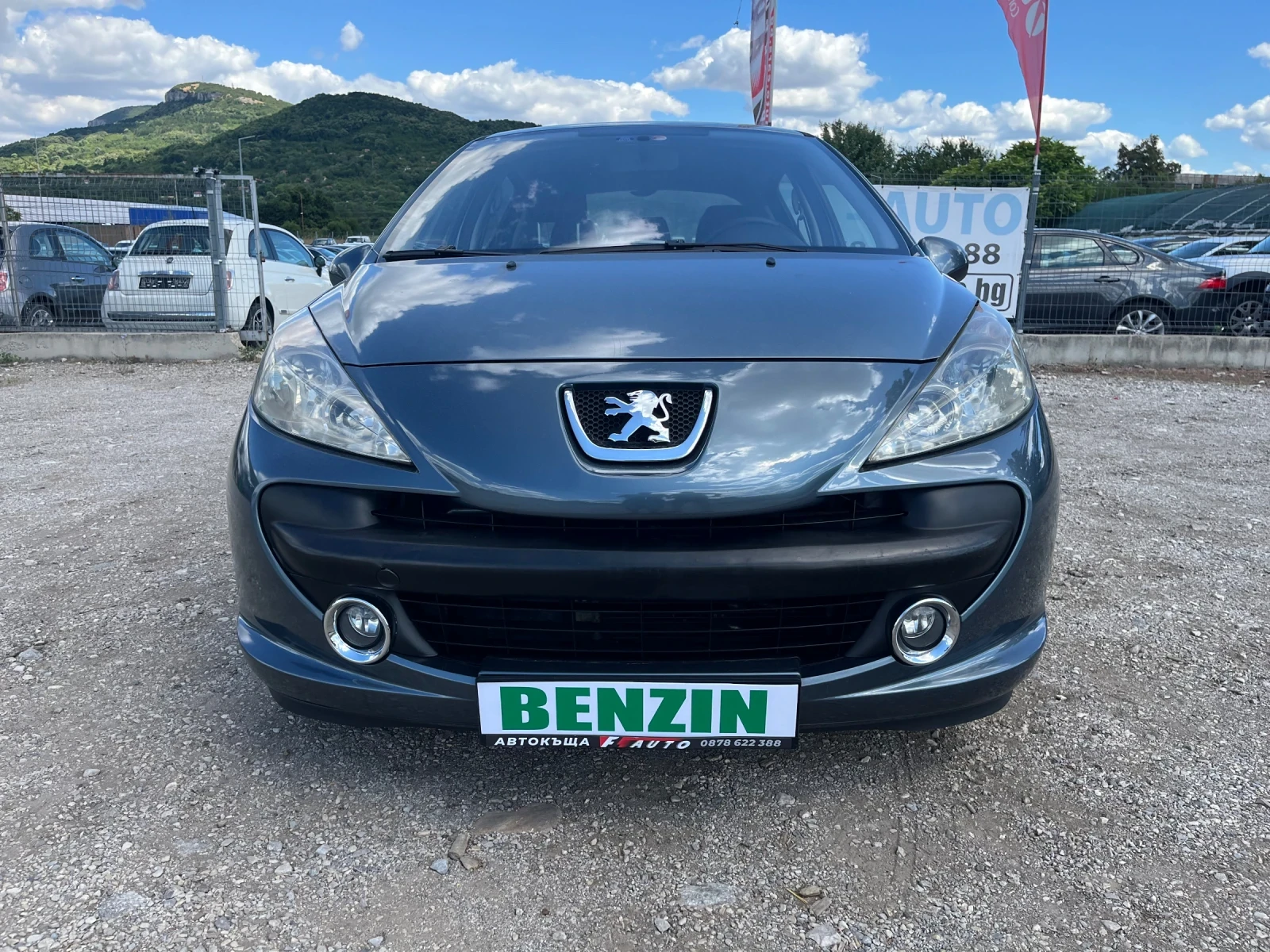 Peugeot 207 1.4-16V-ITALIA, снимка 2 - Автомобили и джипове - 55427299