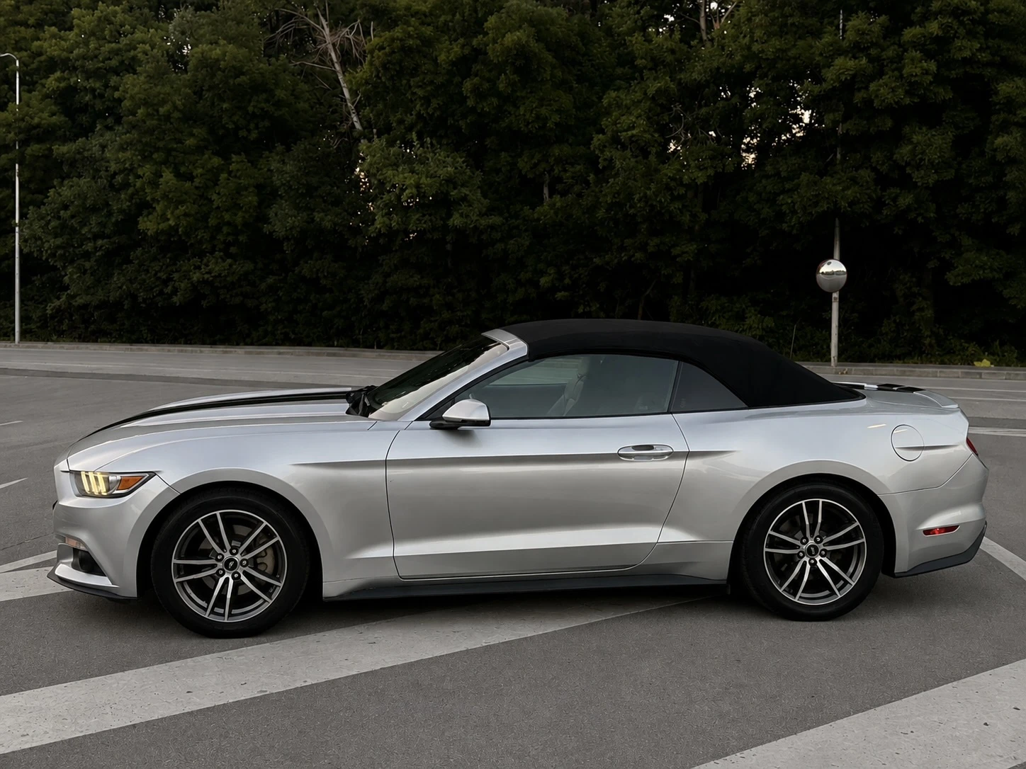 Ford Mustang 2.3 ECOBOOST PREMIUM| ПОДГРЕВ| ОБДУХВАНЕ| SHAKER| , снимка 15 - Автомобили и джипове - 55536385