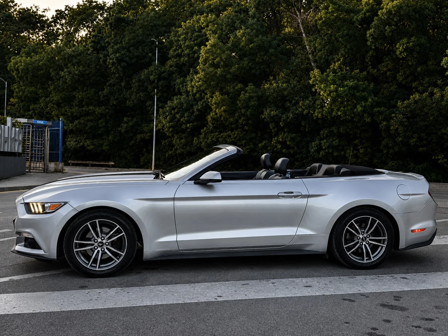 Ford Mustang 2.3 ECOBOOST PREMIUM| ПОДГРЕВ| ОБДУХВАНЕ| SHAKER| , снимка 3 - Автомобили и джипове - 55536385