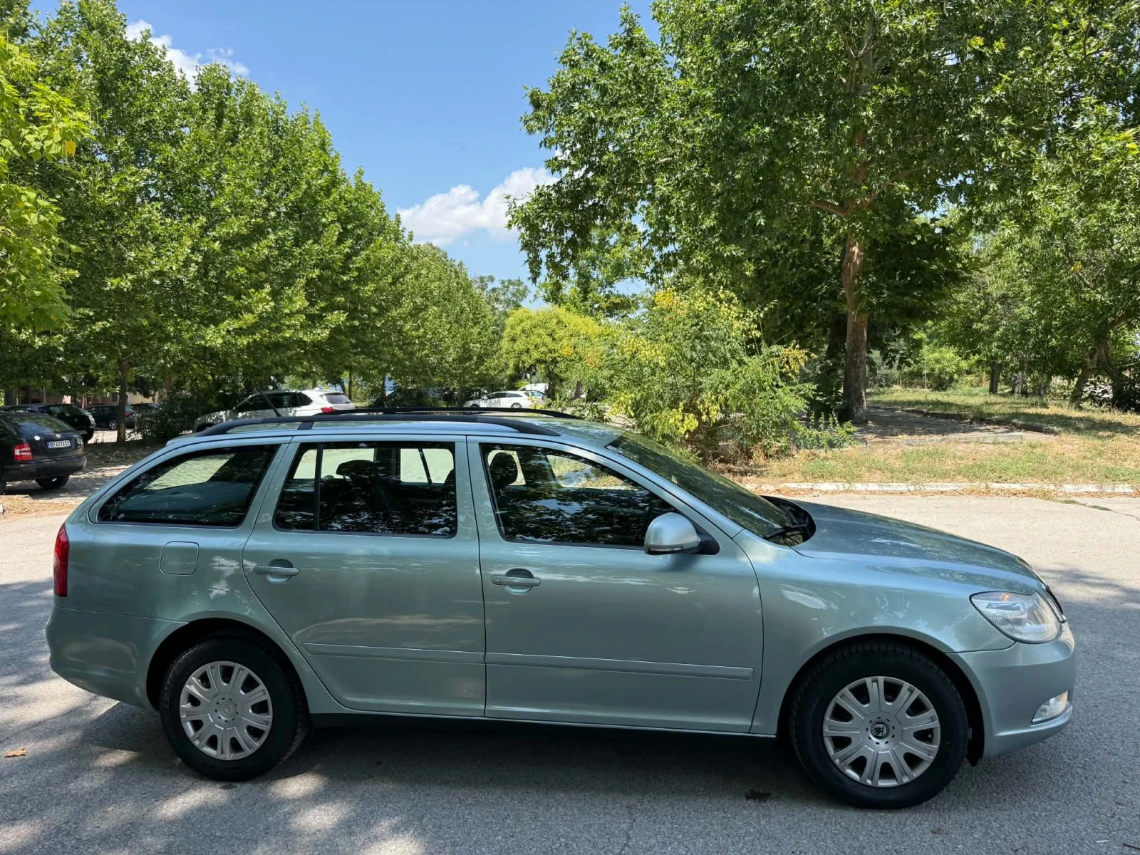 Skoda Octavia 1.6 TDI 105кс Швейцария, снимка 4 - Автомобили и джипове - 55600957
