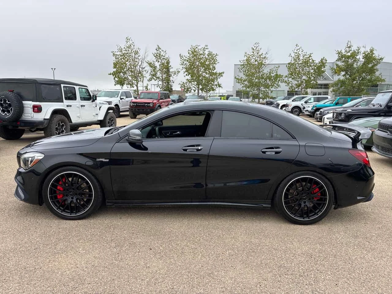 Mercedes-Benz CLA 45 AMG 4MATIC * ВСИЧКИ ЕКСТРИ ЗА МОДЕЛА* , снимка 3 - Автомобили и джипове - 55662513