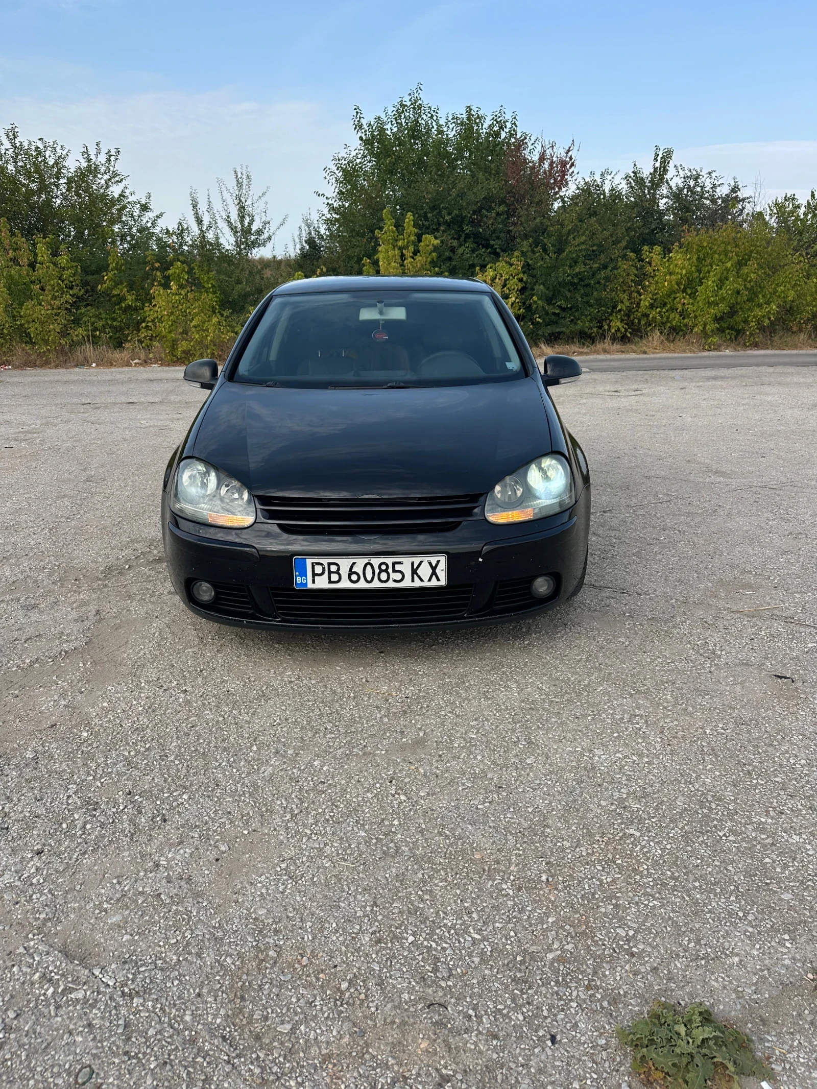 VW Golf 5, снимка 7 - Автомобили и джипове - 55874345