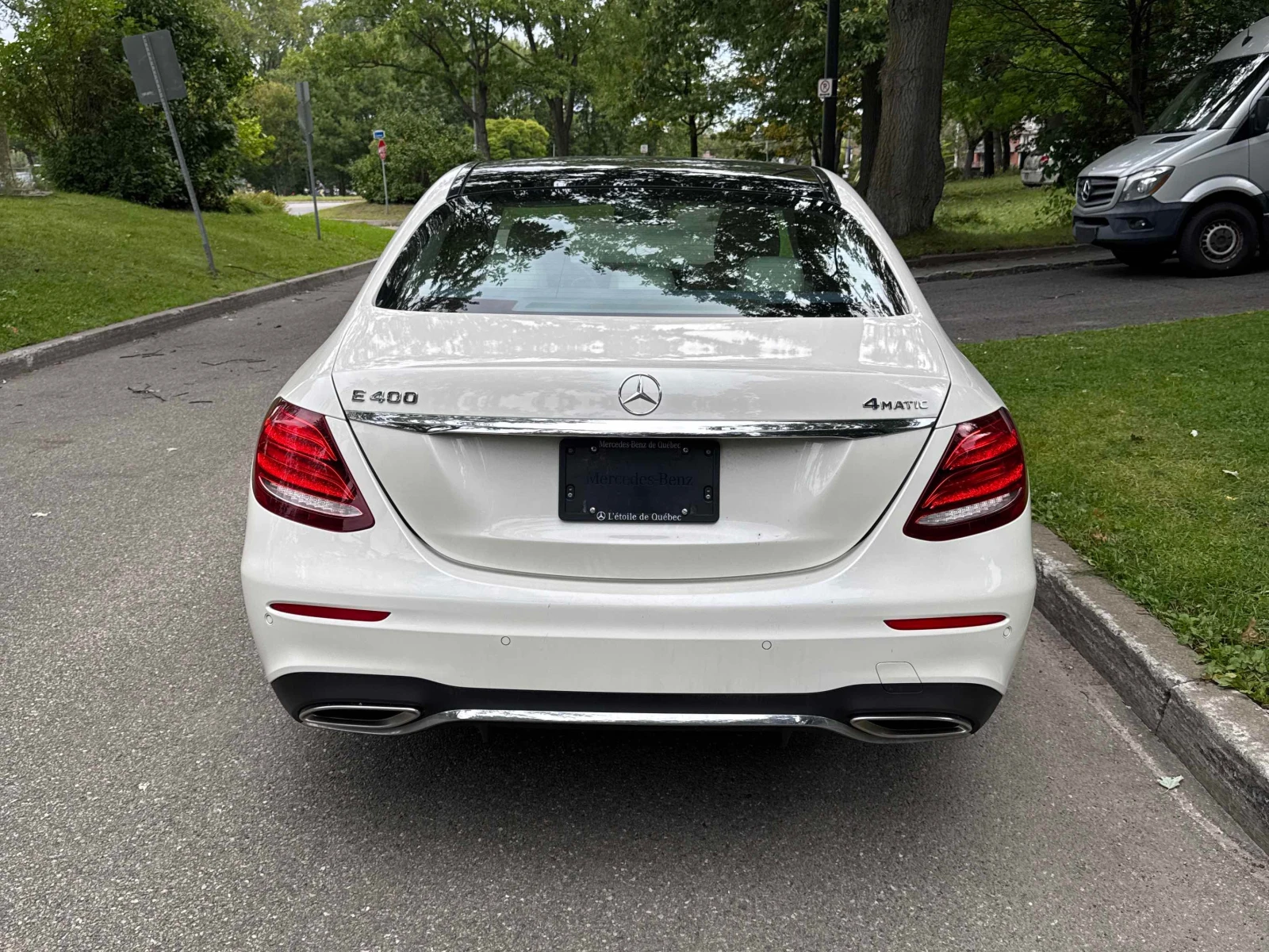 Mercedes-Benz E 400 AMG * HEAD UP * BURMESTER * CARFAX * , снимка 5 - Автомобили и джипове - 56048279