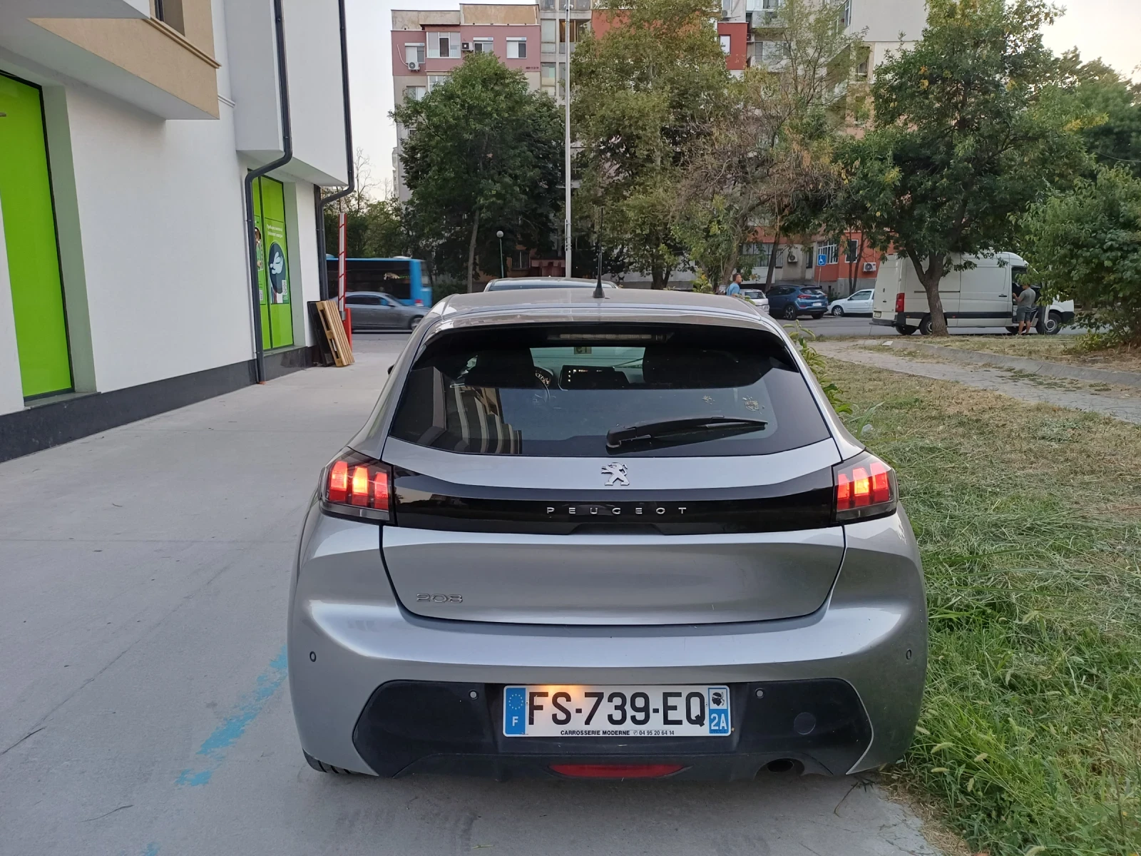 Peugeot 208 1.5 HDI, снимка 3 - Автомобили и джипове - 56484529