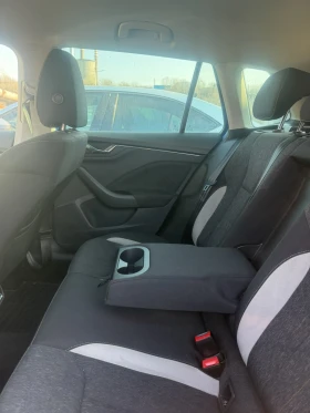 Skoda Kamiq, снимка 11