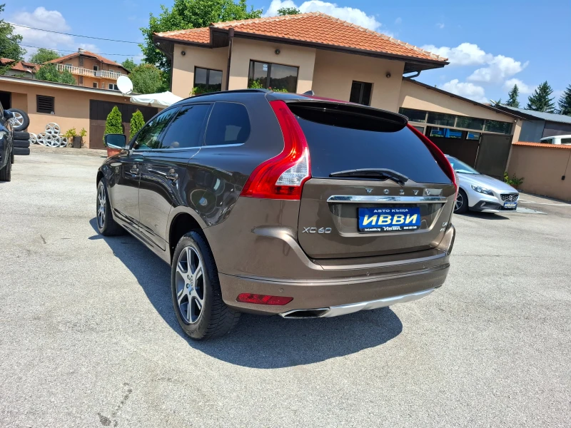 Volvo XC60 2.4 4х4 NAVI PANORAMA, снимка 3 - Автомобили и джипове - 51297621