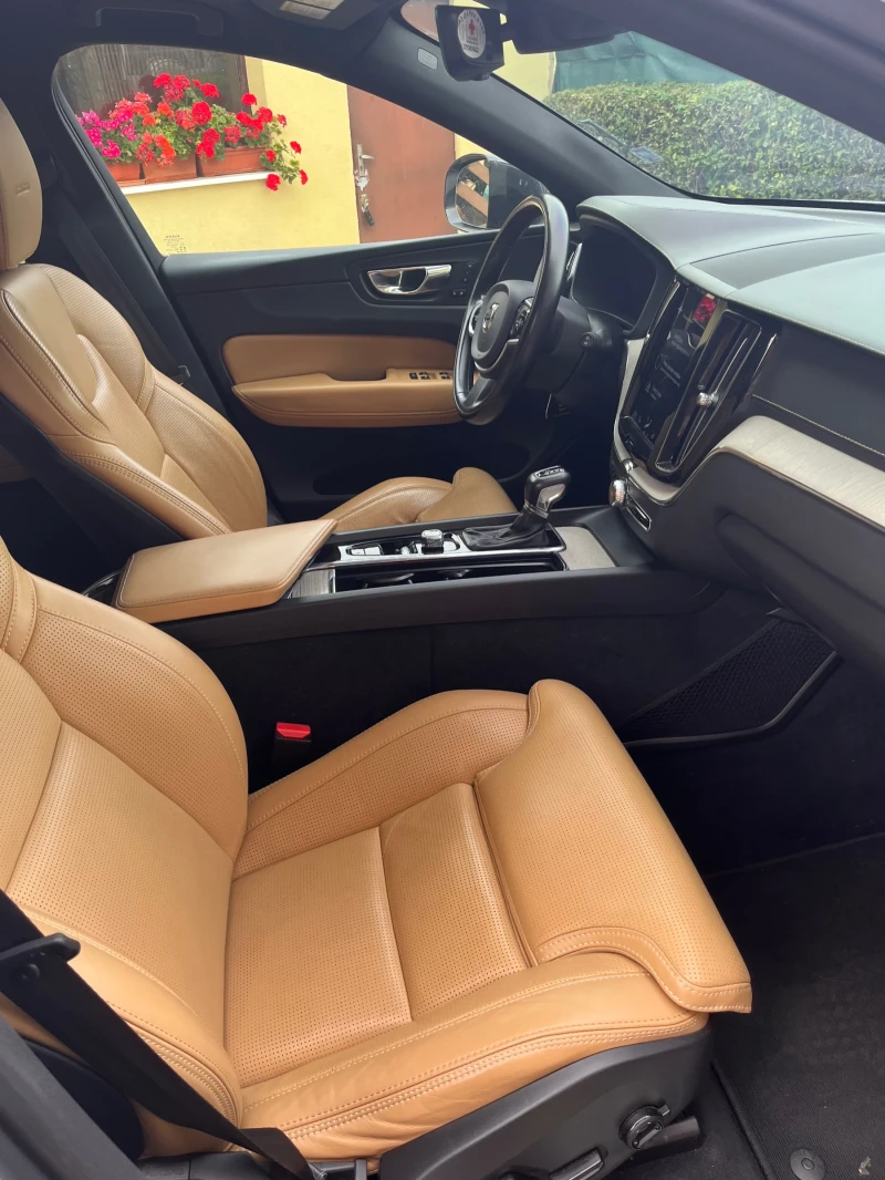 Volvo XC60 T6 Inscription , снимка 8 - Автомобили и джипове - 51839274