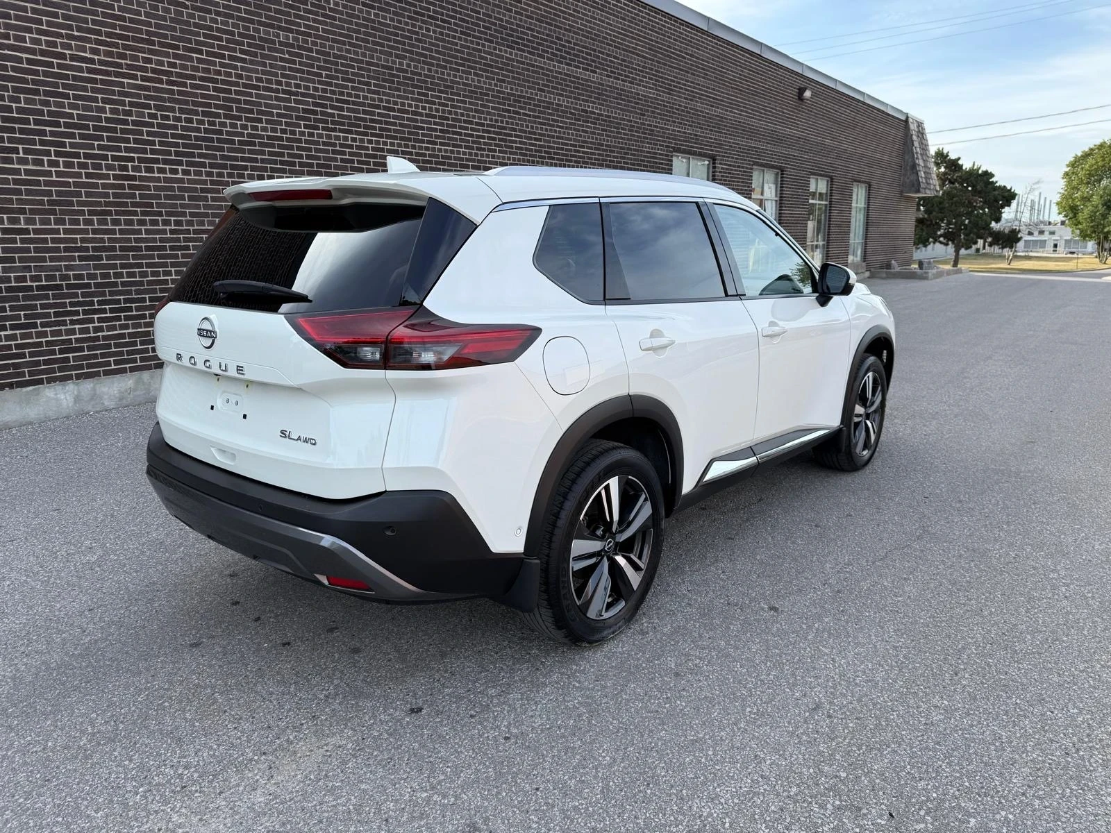 Nissan Rogue AWD SL - изображение 10