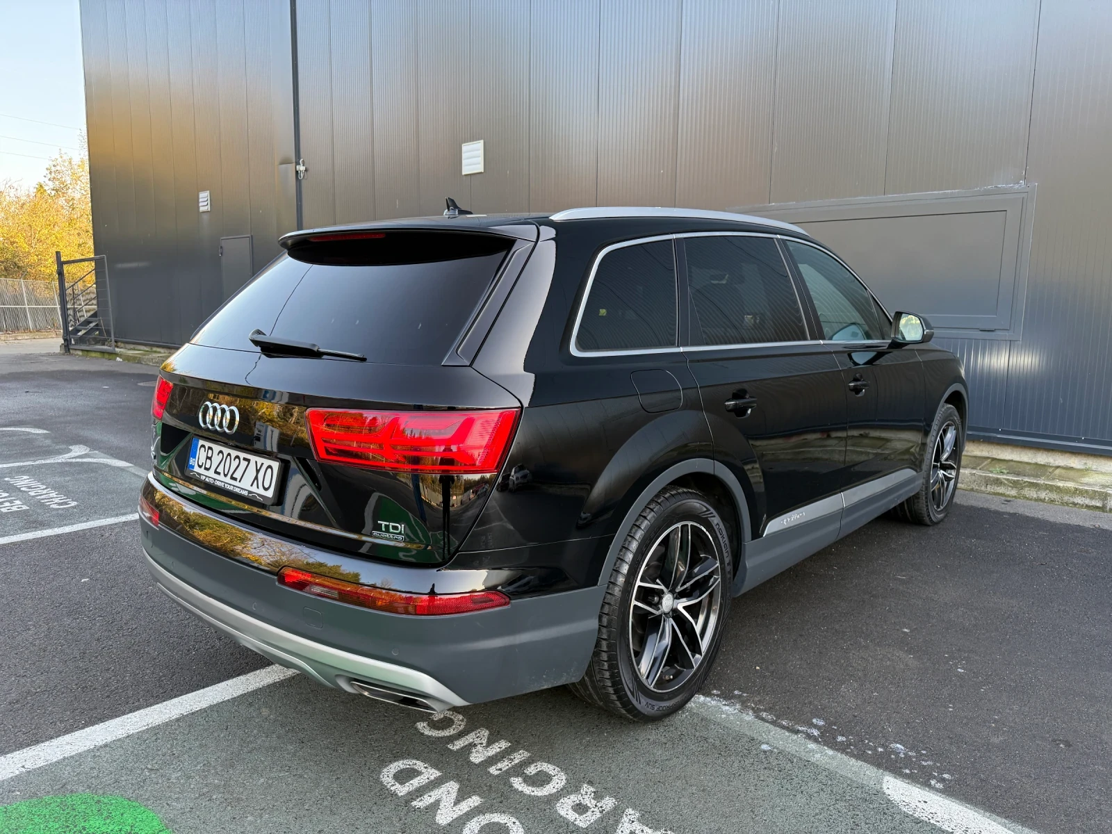 Audi Q7 3.0TDI/Matrix/7места/ - изображение 4