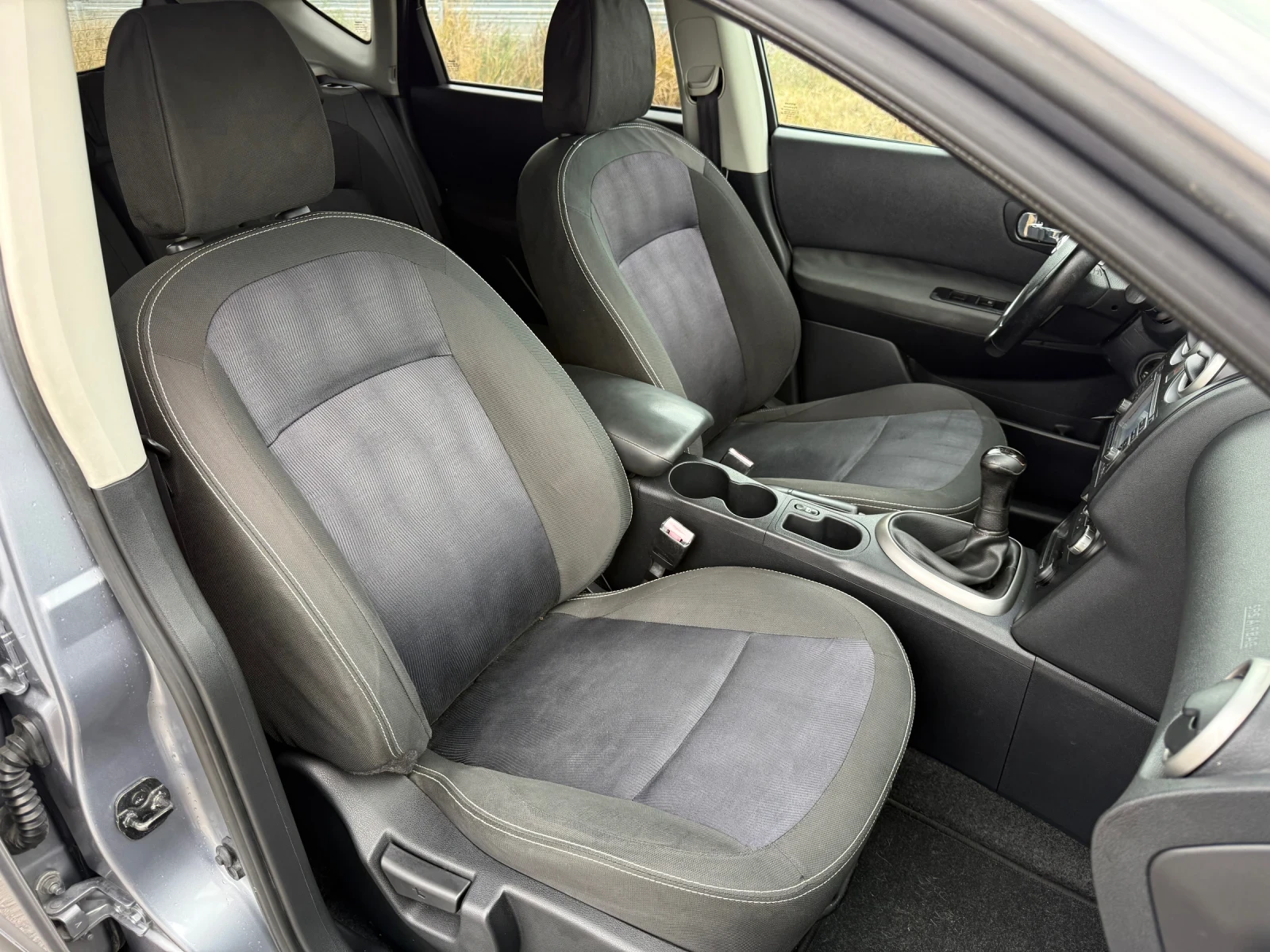 Nissan Qashqai 1.6i N-TEC / 360 CAMERA / NAVI / PANORAMA  | Mobile.bg   11