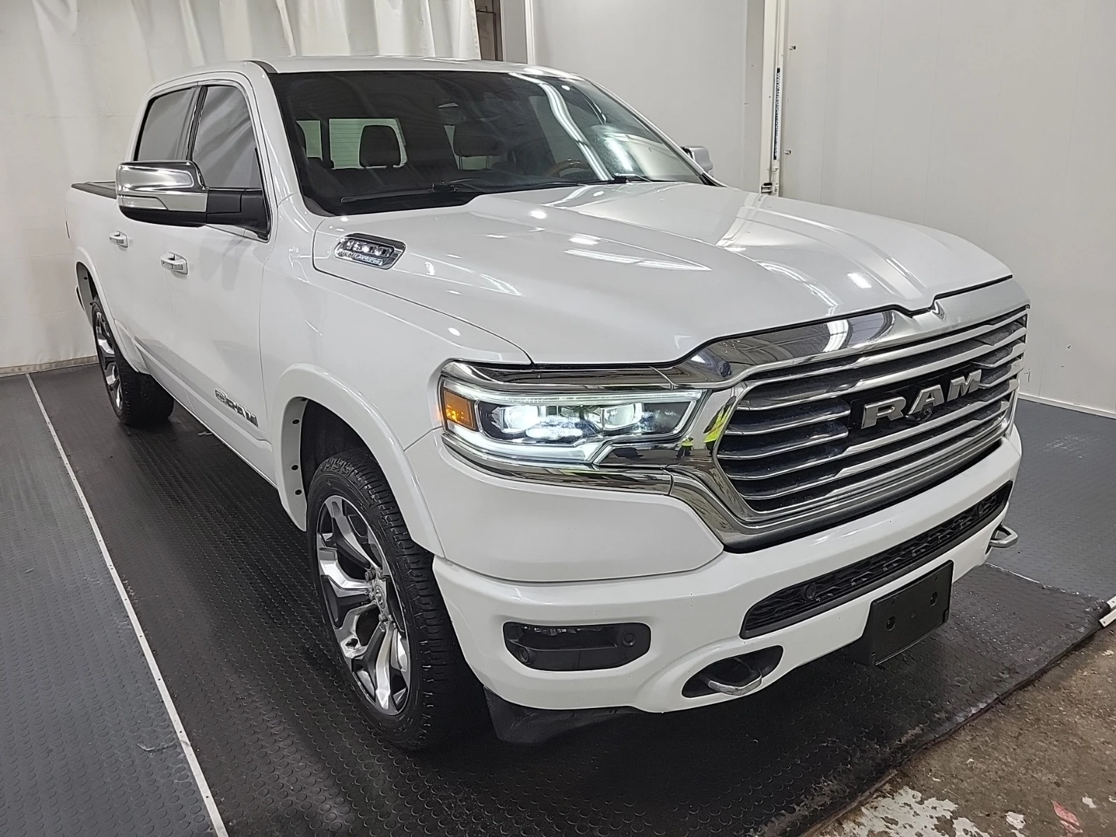 Dodge RAM 1500 LARAMIE LONGHORN CREW CAB* AWD* CARFAX* , снимка 2 - Автомобили и джипове - 53944697