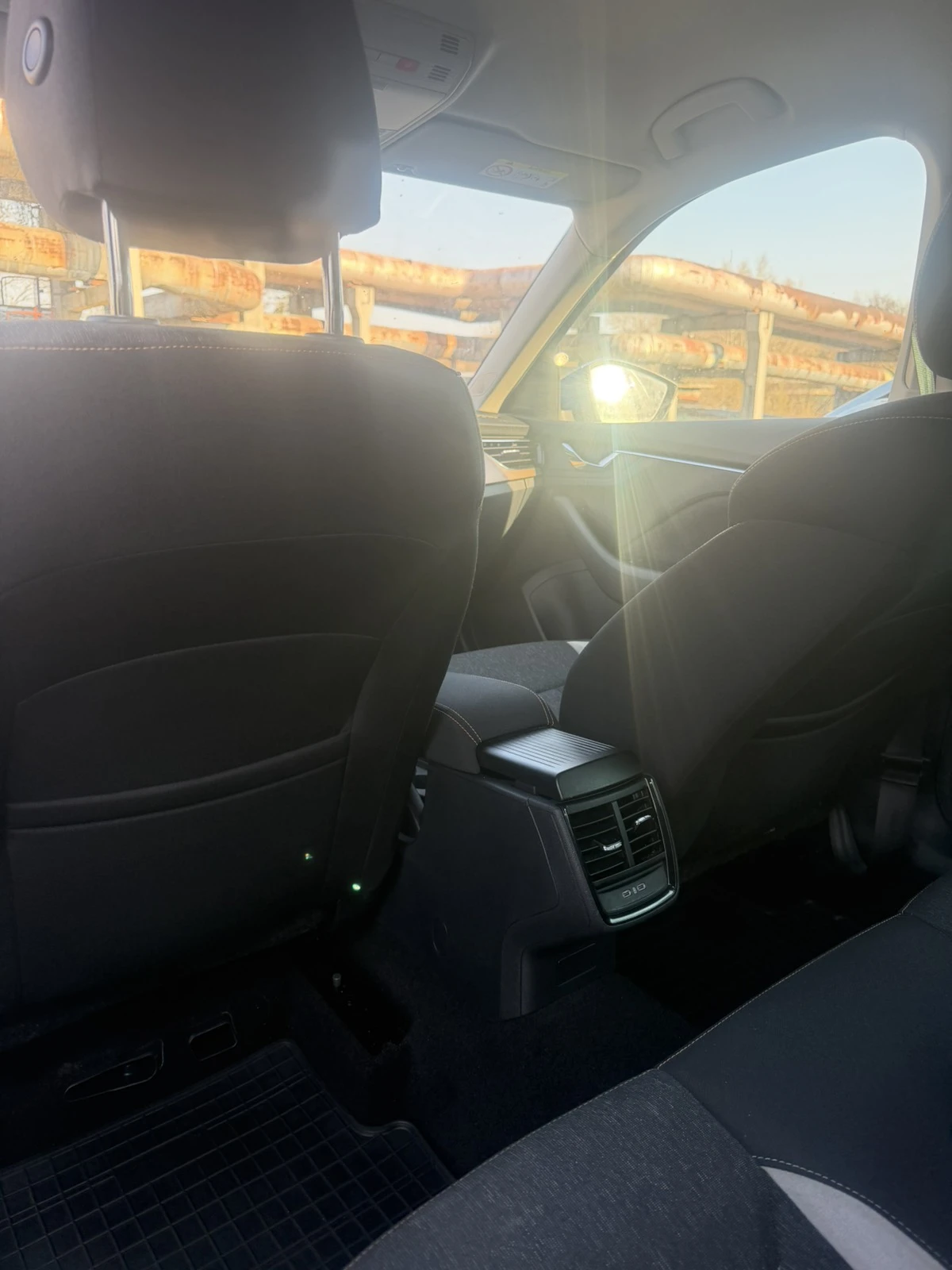 Skoda Kamiq, снимка 10 - Автомобили и джипове - 53960770